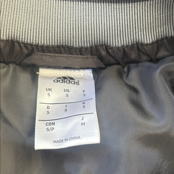 Adidas Black and Gray Hooded Jacket - Picture 4 of 8